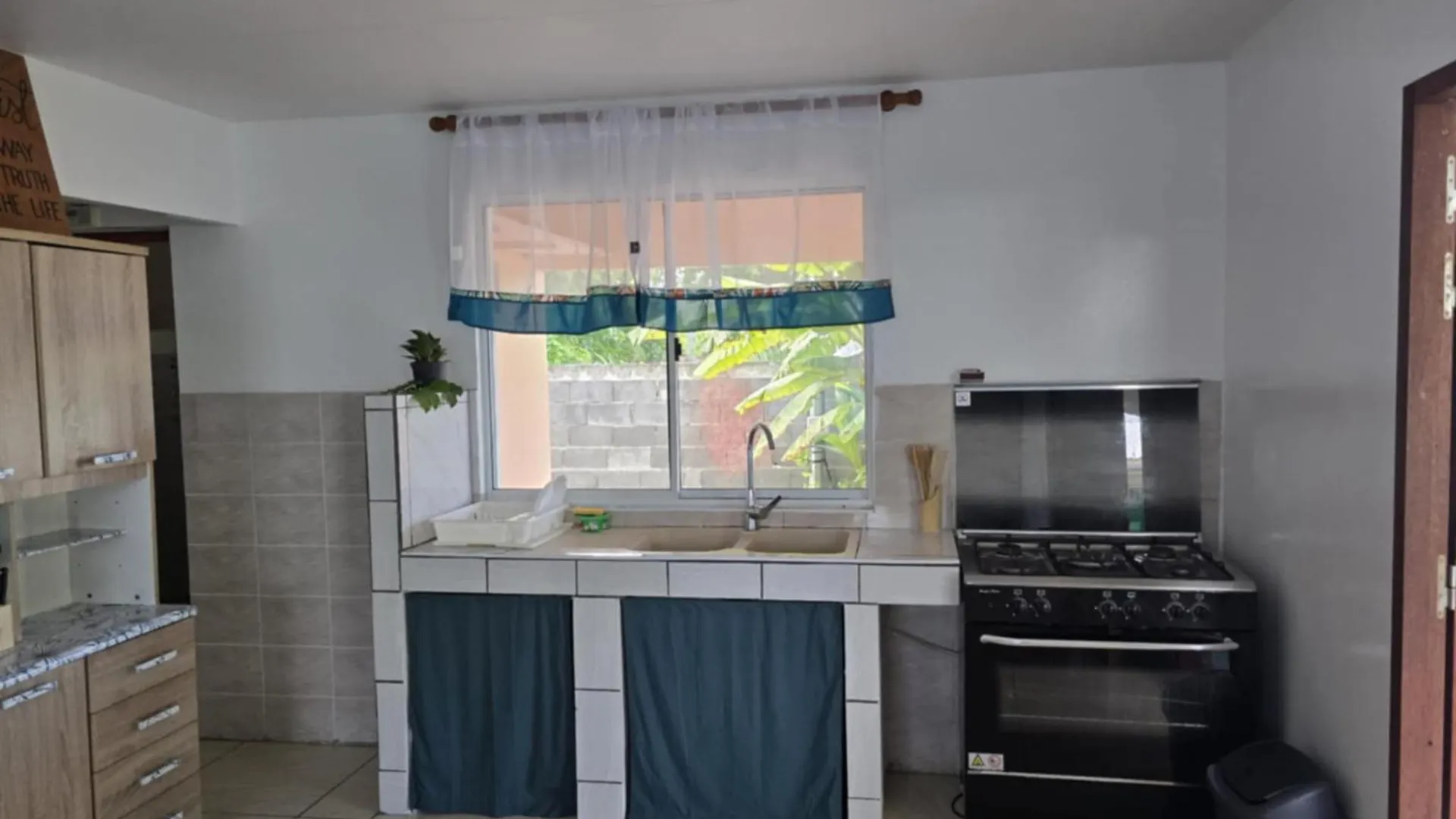 بيت للعطل Te Anuanua Lodge أفاتورو بولينيزيا الفرنسية
